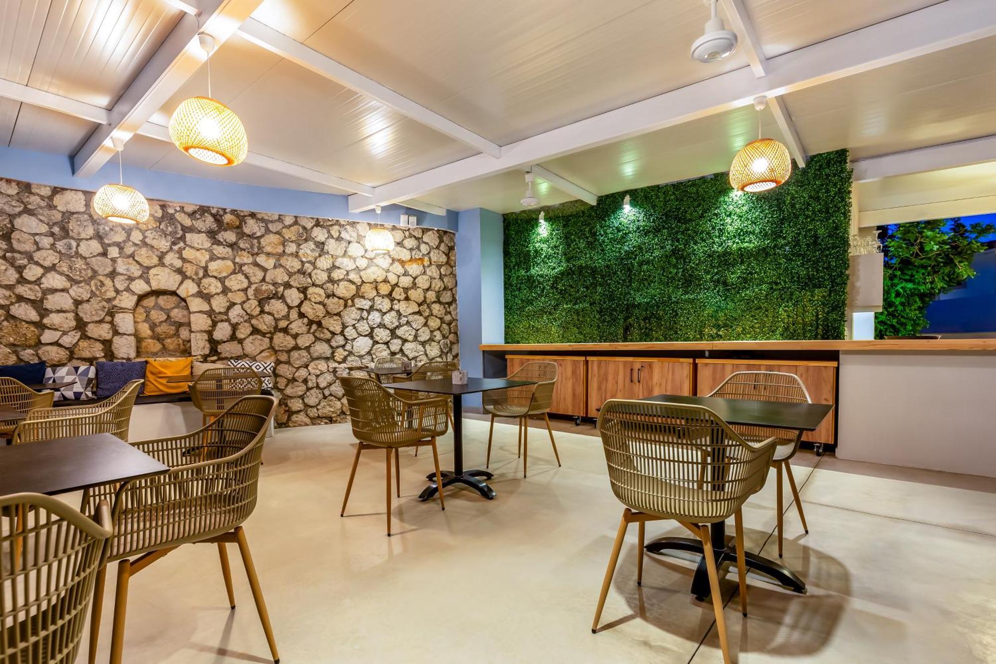 Anasa Corfu (Adults Only) Aparthotel Benitses  Exteriör bild