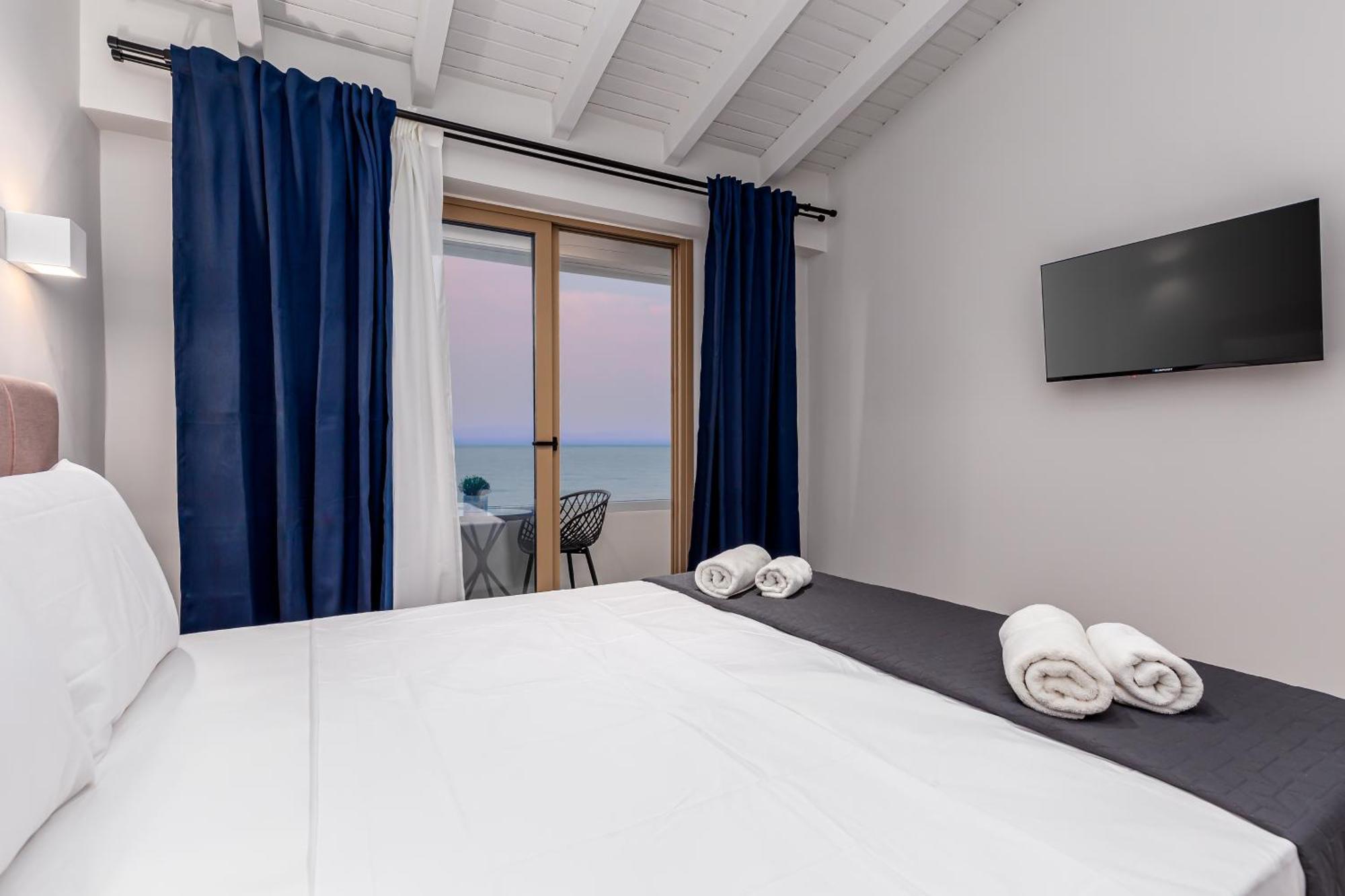 Anasa Corfu (Adults Only) Aparthotel Benitses  Exteriör bild