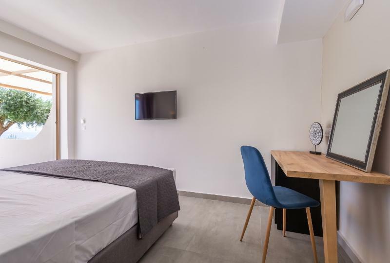 Anasa Corfu (Adults Only) Aparthotel Benitses  Exteriör bild